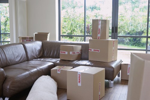 Preparing a moving quote with key job details